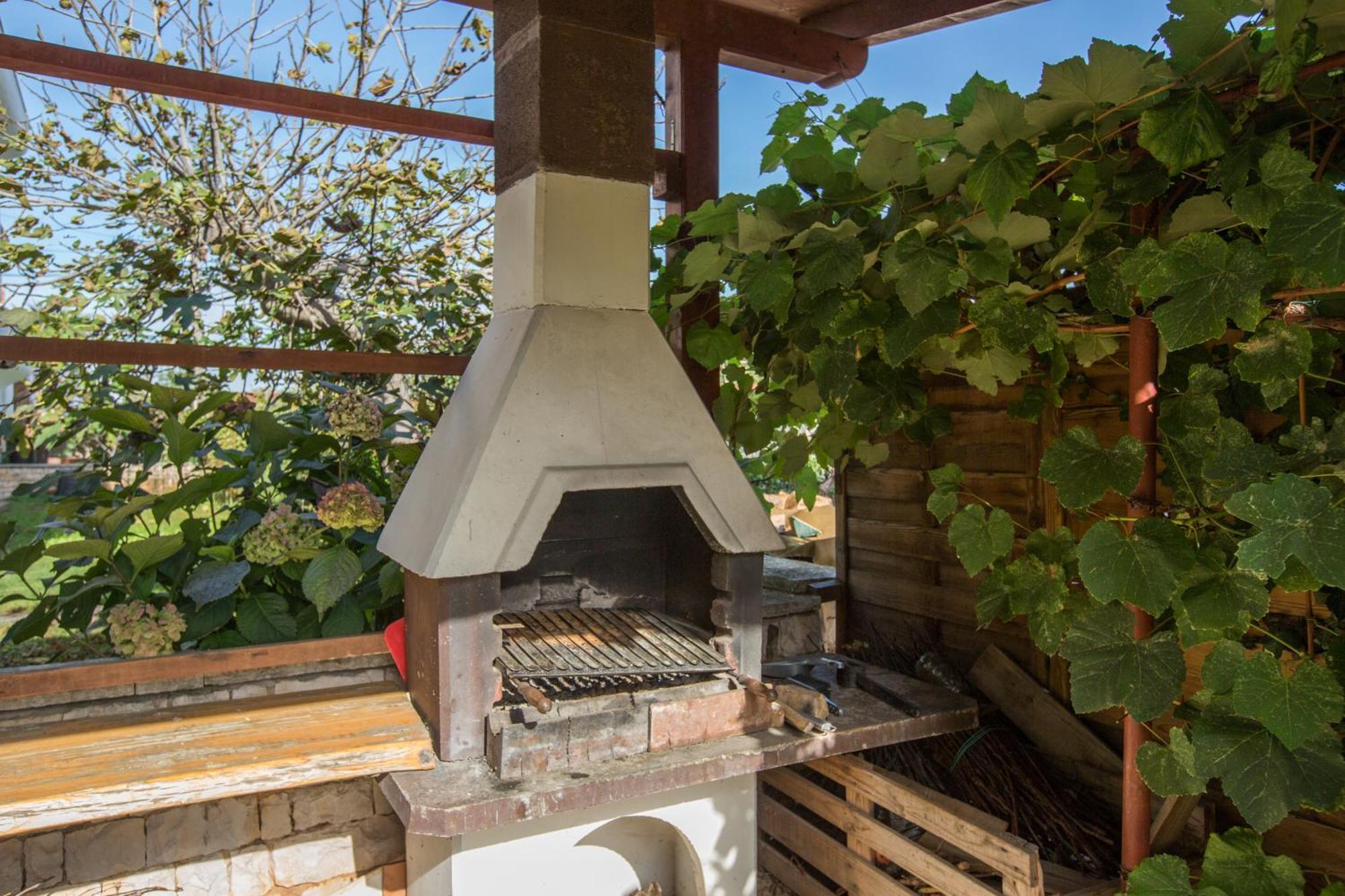 Trbovic Apartments Peaceful Stay With Free Parking, Pet-Friendly, And Bike Storage In Umago Esterno foto