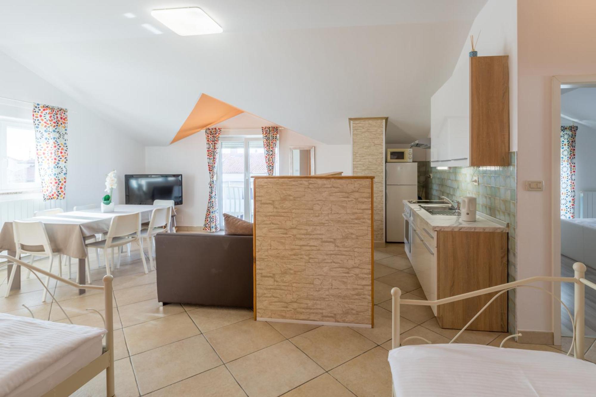 Trbovic Apartments Peaceful Stay With Free Parking, Pet-Friendly, And Bike Storage In Umago Esterno foto