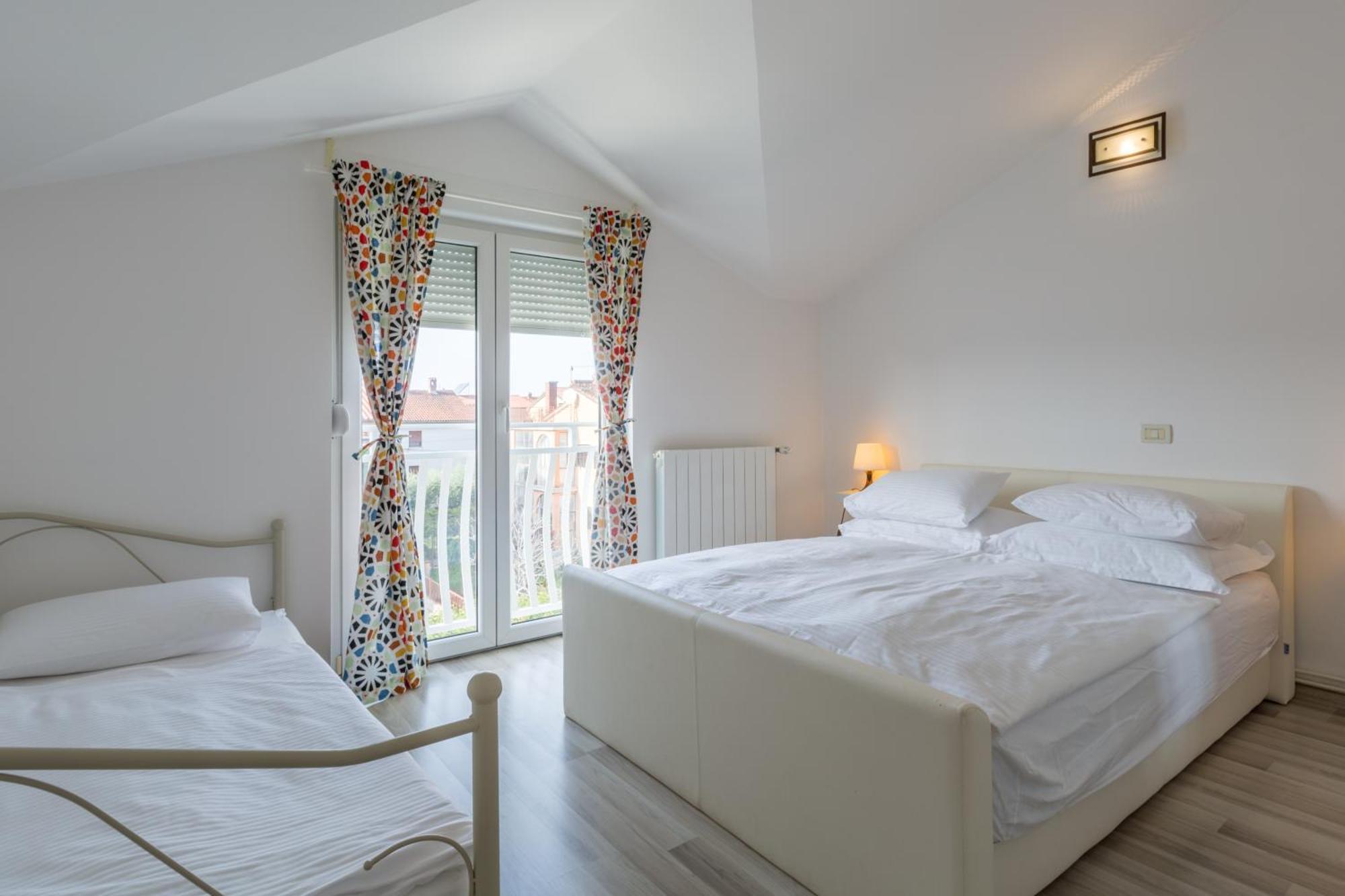 Trbovic Apartments Peaceful Stay With Free Parking, Pet-Friendly, And Bike Storage In Umago Esterno foto