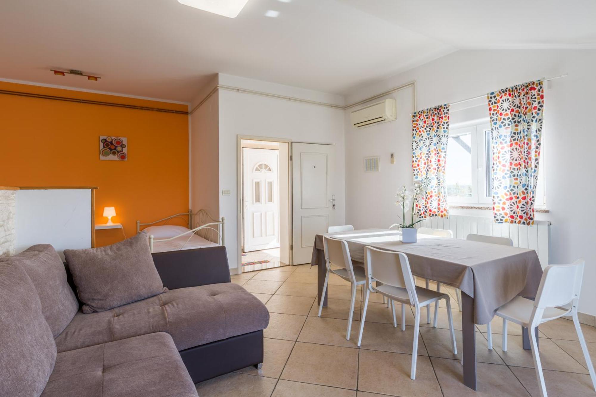 Trbovic Apartments Peaceful Stay With Free Parking, Pet-Friendly, And Bike Storage In Umago Esterno foto